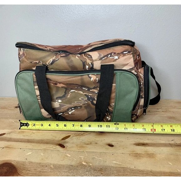 Camouflage Carry On Bag Lined 11x16 Shoulder Strap Handles Picnic Food Travel - Picture 8 of 8